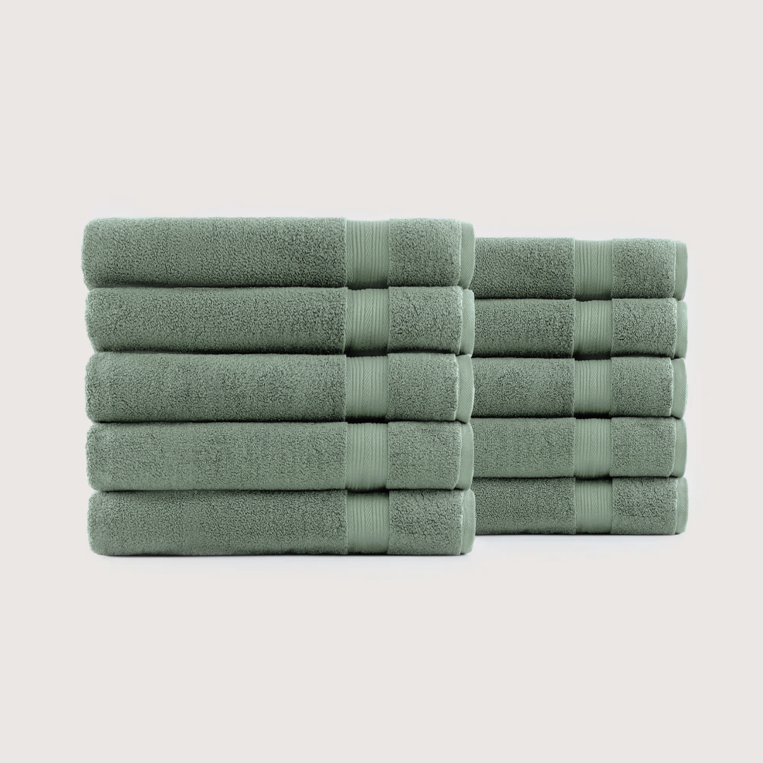 Ultrasoft 100% Cotton Bath Towels ( 1+1 FREE )